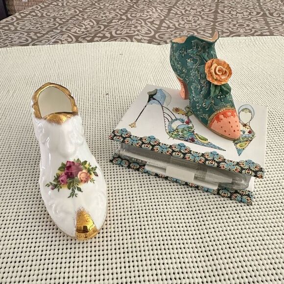 Three Piece Lot‎ Miniature Shoe Decorative Ornaments Collectible w/ Royal Albert - Picture 2 of 9
